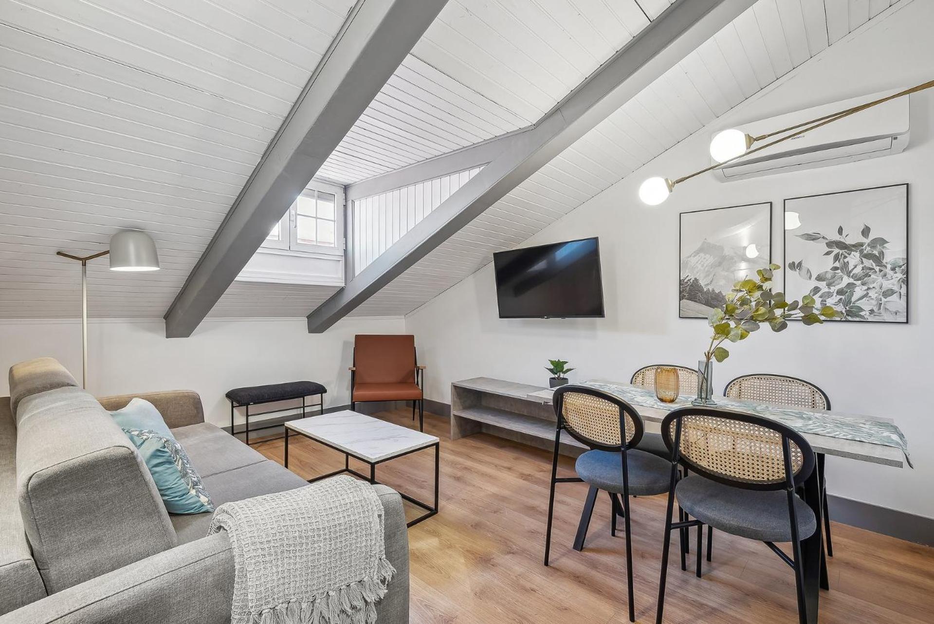 Limehome Madrid Calle De Santa Ana - Estancia Temporal Экстерьер фото