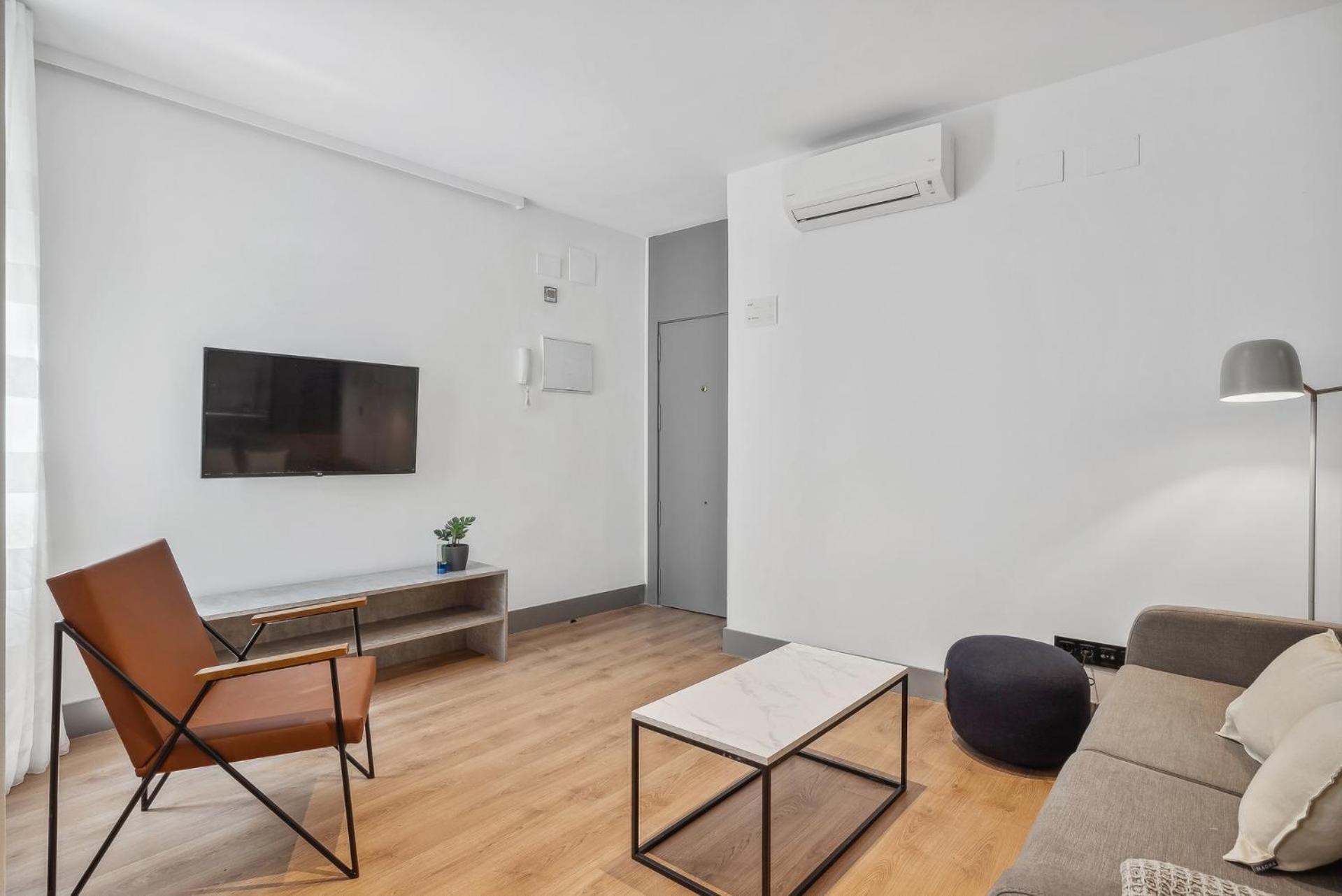 Limehome Madrid Calle De Santa Ana - Estancia Temporal Экстерьер фото