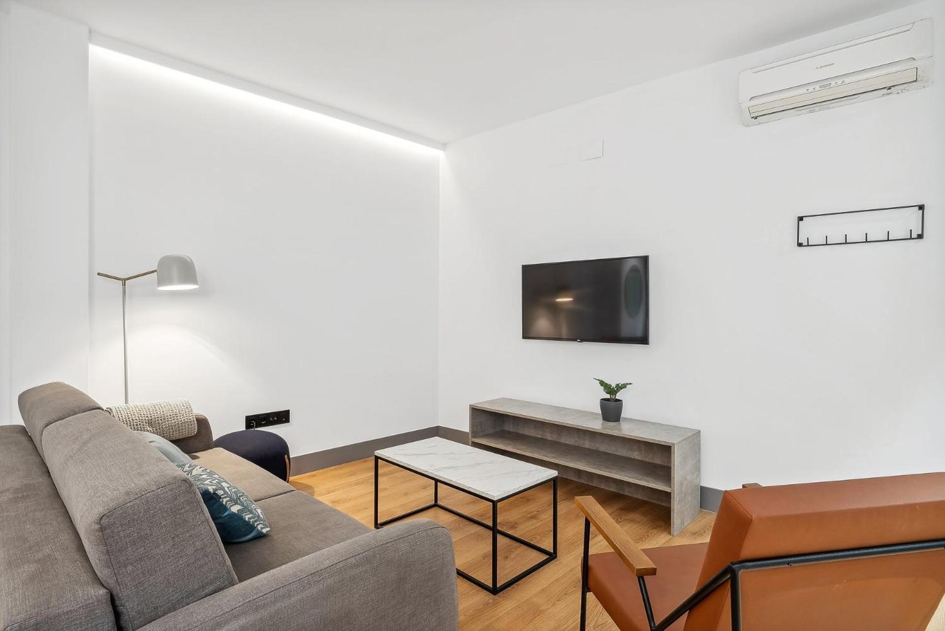 Limehome Madrid Calle De Santa Ana - Estancia Temporal Экстерьер фото